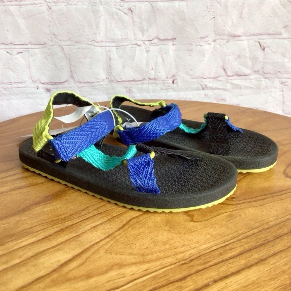 The Children's Place Multi-Color Adventure Sandals - Size 11